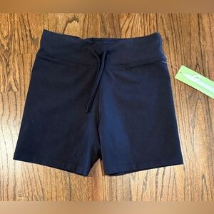 One Step Ahead Women's Black Bike Shorts Large/Extra Large gym exercise athletic